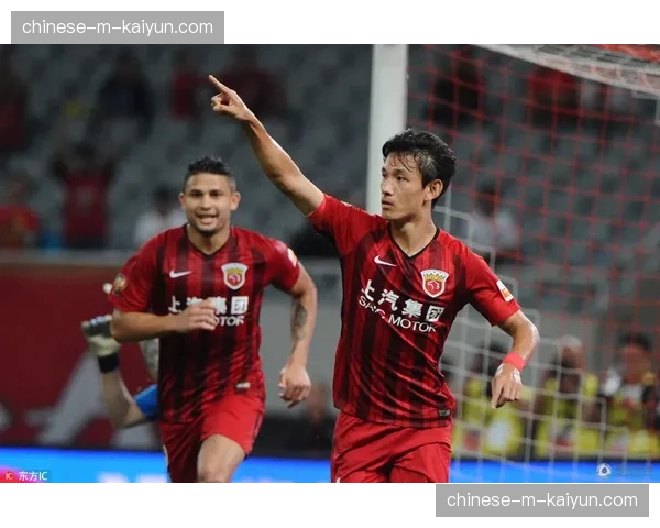 坚守的传奇:诺伊豪斯在门兴格拉德巴赫的第十个赛季 坚守的传奇:诺伊豪斯在门兴格拉德巴赫的第十个赛季