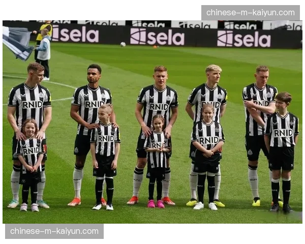 加密货币寒冬后，英超球衣胸前赞助市场格局重塑，科技公司占比下降