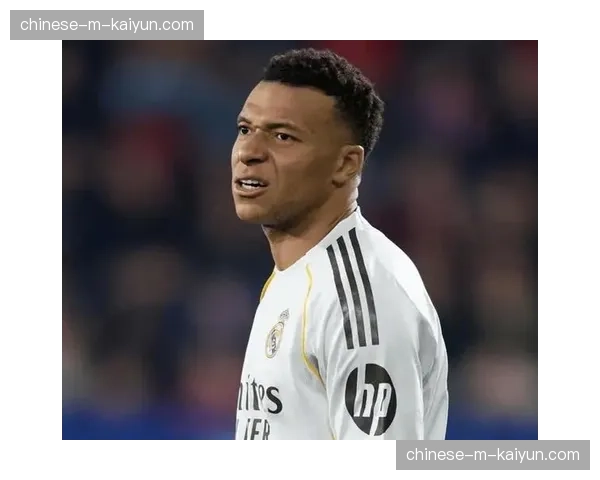 姆巴佩皇马百场纪念：左腿腿筋超负荷，80分钟伤退